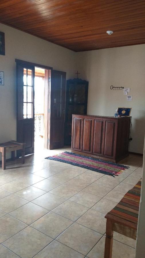 Suites Doce Jasmim ทีราเดนเจส ภายนอก รูปภาพ