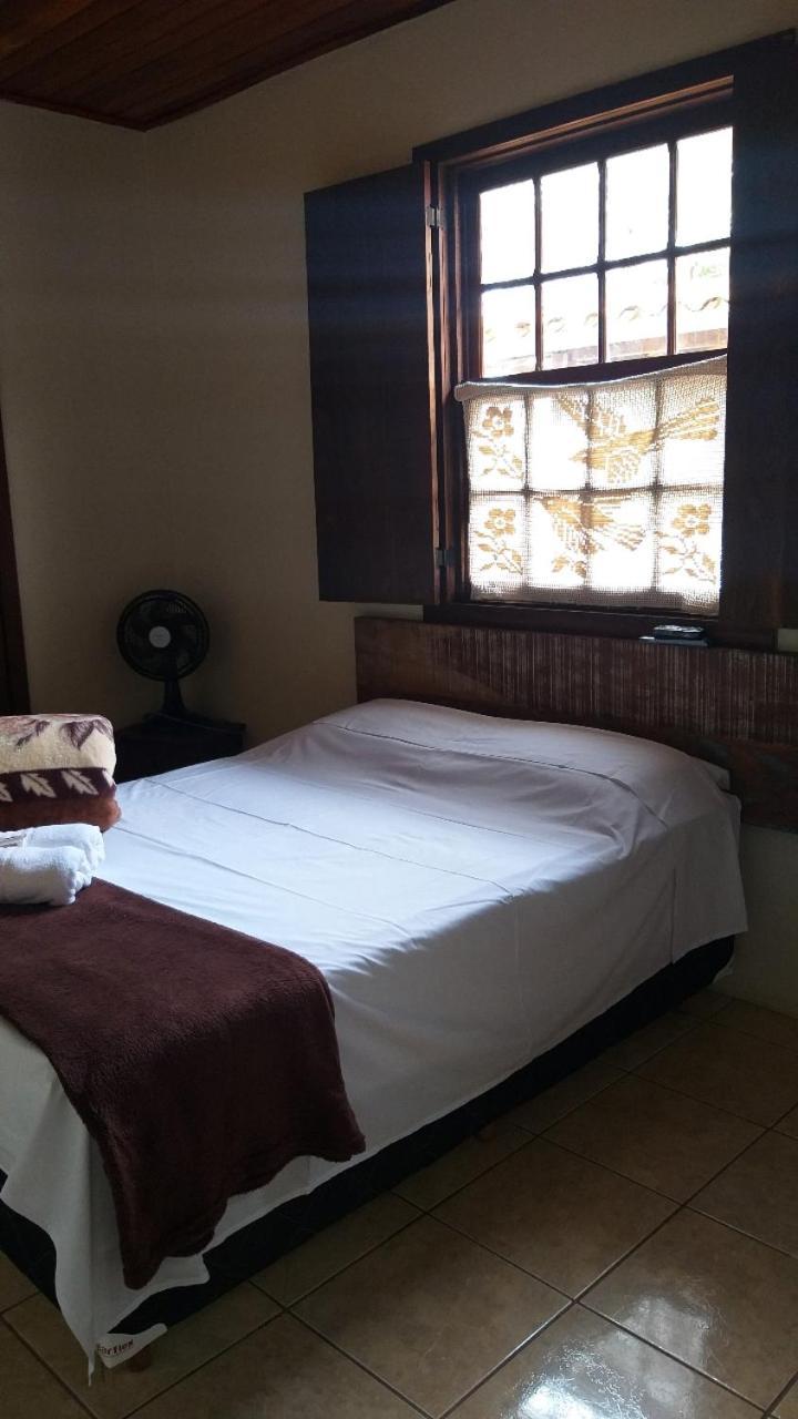 Suites Doce Jasmim ทีราเดนเจส ห้อง รูปภาพ